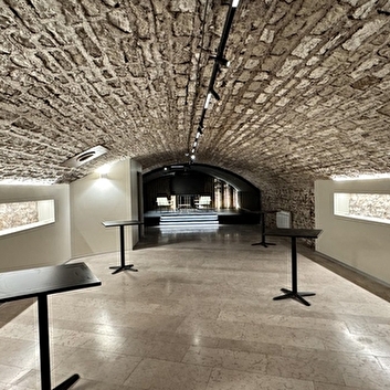 LES CLAVENDIERS- RECEPTION - NUITS-SAINT-GEORGES