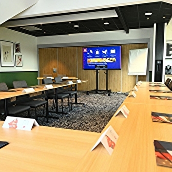 IBIS BEAUNE SUD LA FERME AUX VINS - BUSINESS - BEAUNE