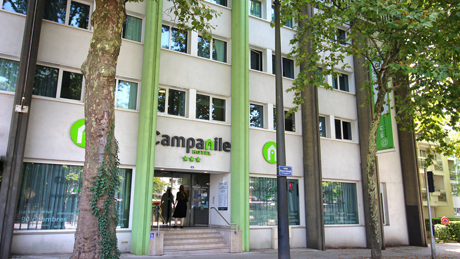 CAMPANILE DIJON CONGRES CLEMENCEAU