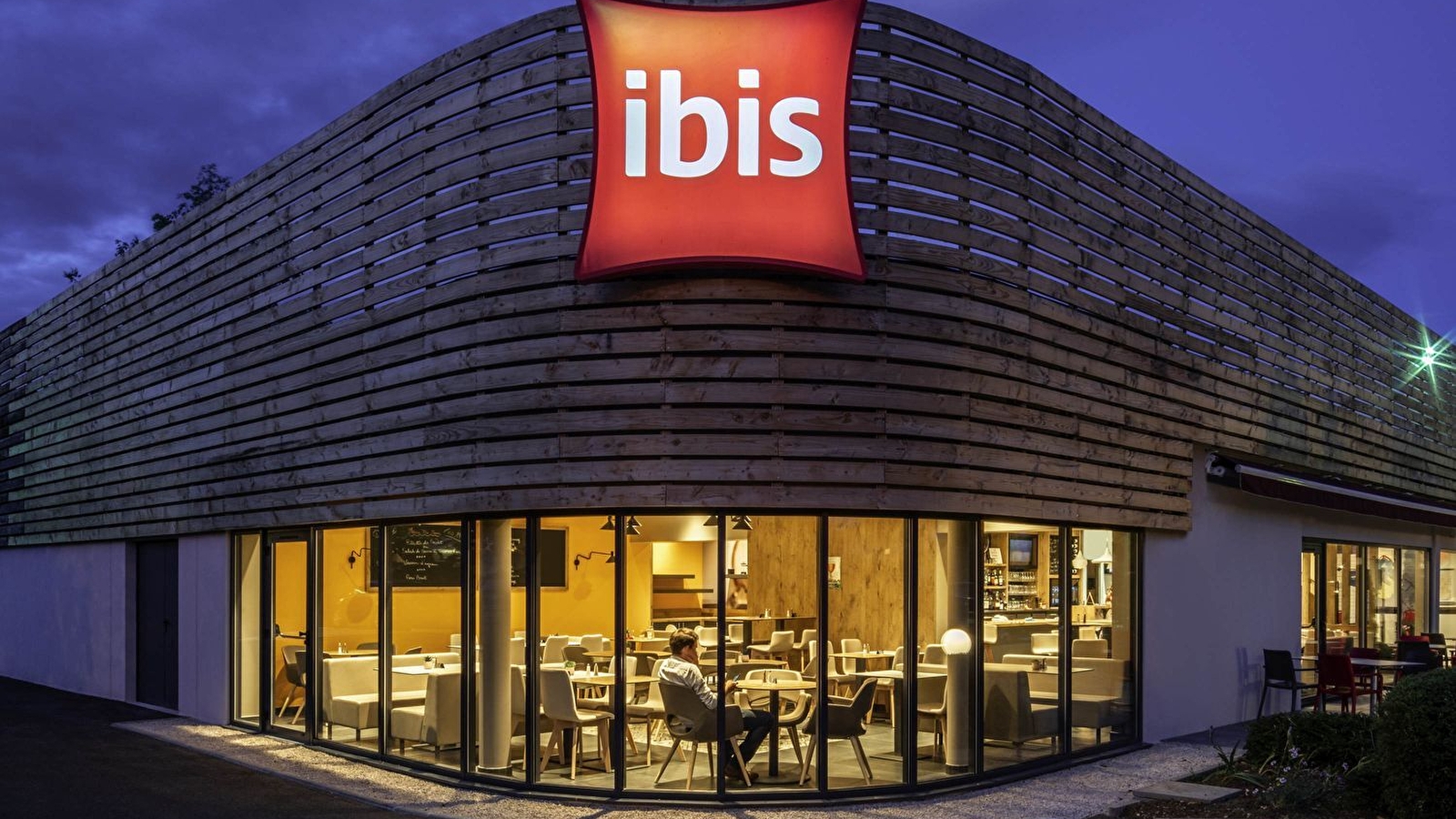 IBIS NUITS-SAINT-GEORGES