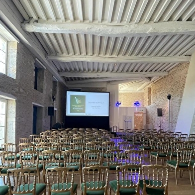 CHATEAU DE PIERRECLOS